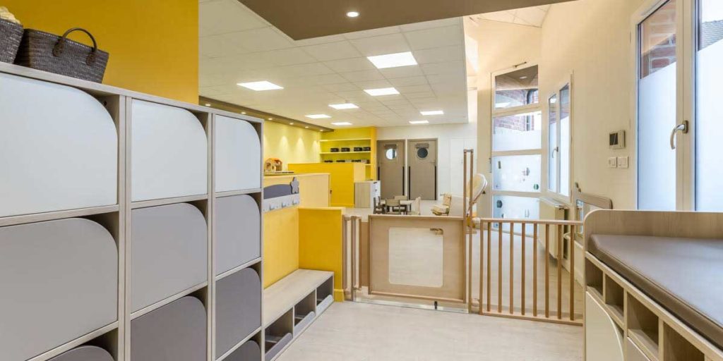 Crèche Tressin - mobilier de rangement architecte