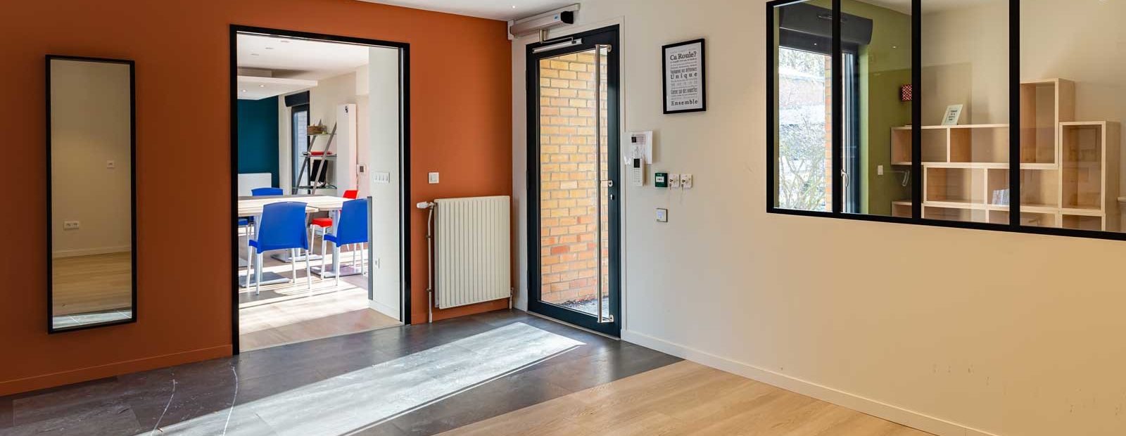 pièce collective maison universelle